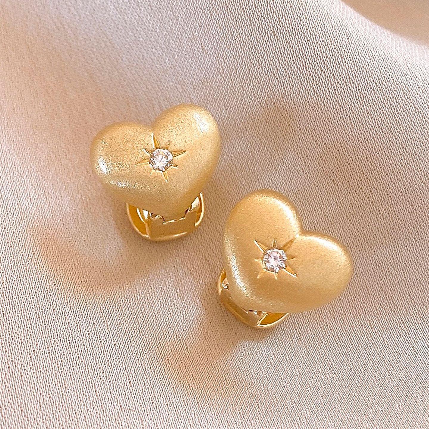 Korean simple brushed zircon love earrings ear buckles personalized earrings design sense niche