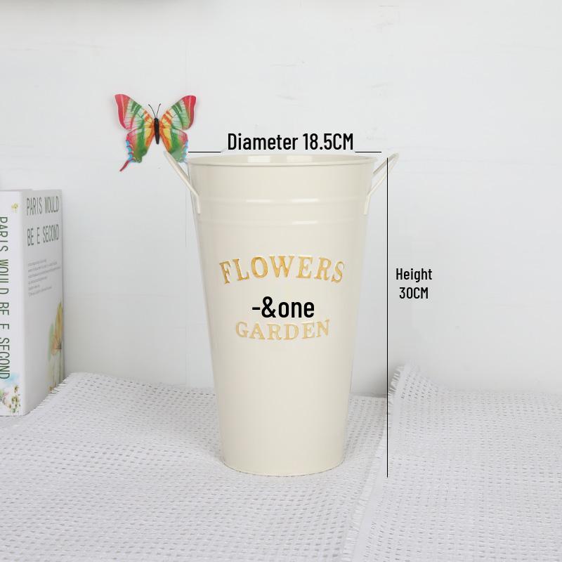Vaso Secchiello Fioriera Minimalista in Ferro Battuto per Composizioni Fresche o Essiccate, Ideale per Fioreria o Arredo Soggiorno