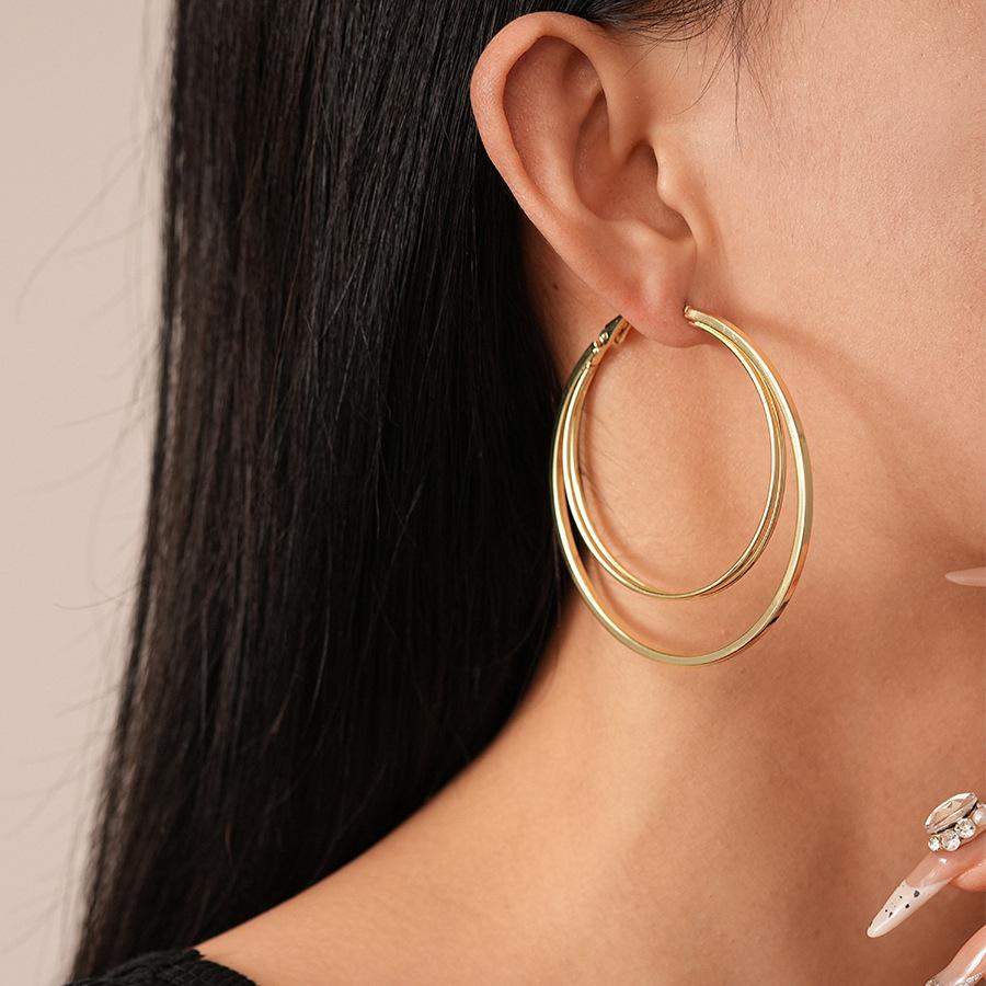 European and American simple metal feeling multi-layer circle steel needle earrings personalized exaggerated geometric earrings