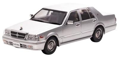 CARNEL 1/43 Nissan Gloria Brougham VIP (PAY31) 1998 Platin Silber Metallic Fertigprodukt