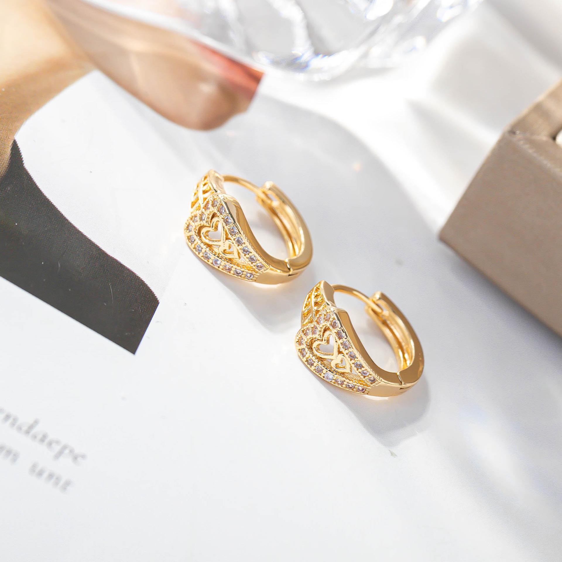 Trendy Heart-Shaped Zircon Stud Earrings - Japanese & Korean Style