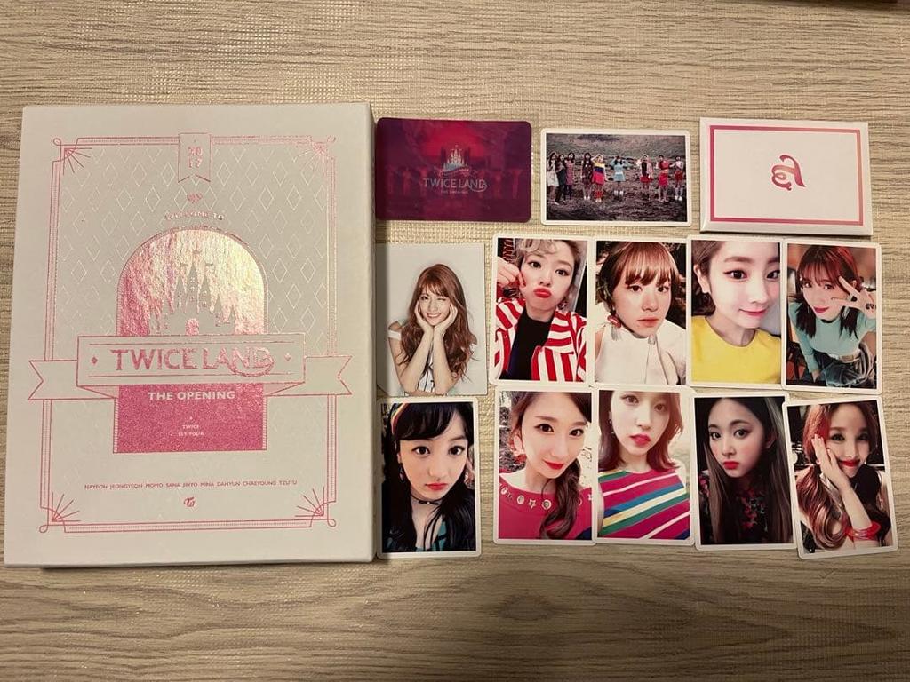 [USED] TWICE Album CD Photo Card Fan Trading Card