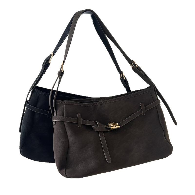 Crossbody Bag with A Sophisticated Look for Business Casual Wear, Single-shoulder Bag with An Underarm Design, Bucket Bag