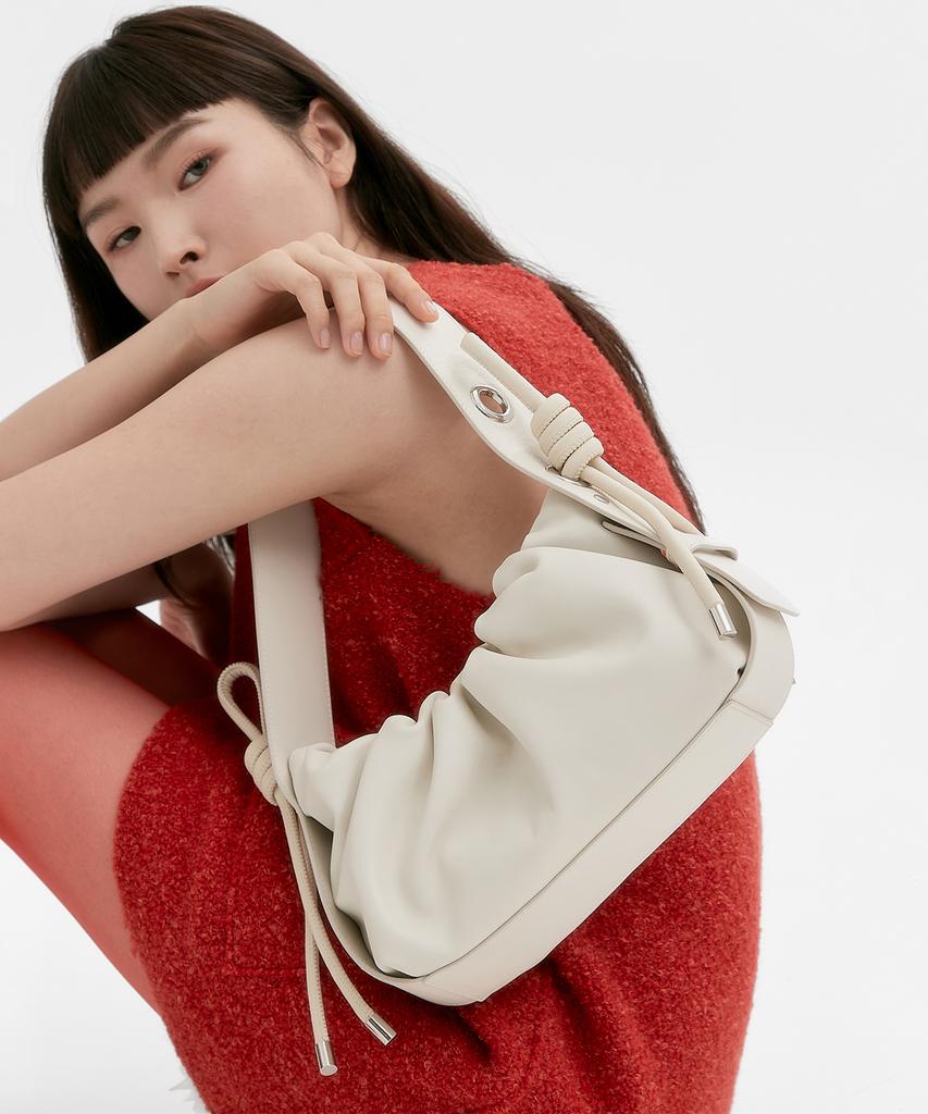 Afoye Poi Bag / Ivory