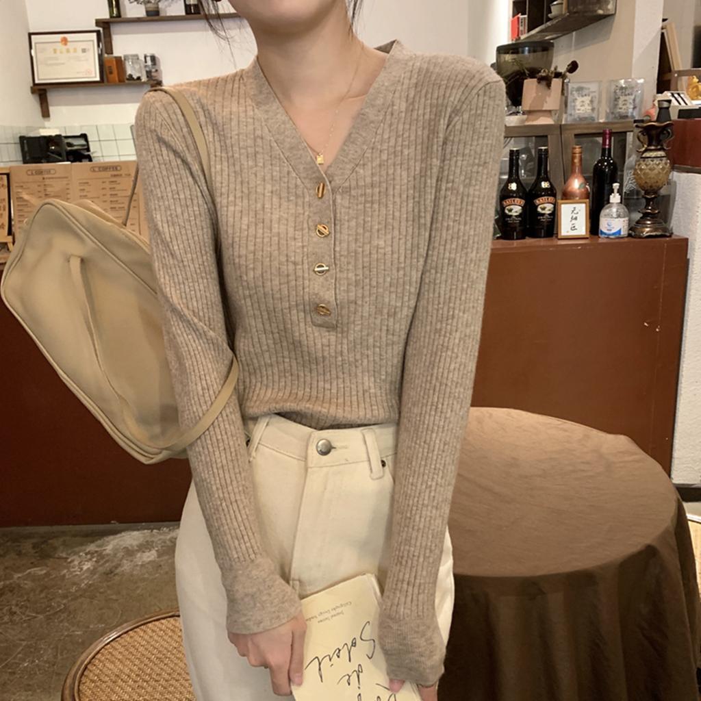 Spring and Autumn Hong Kong Flavor Retro Top V-neck Chic Button Niche Design Sense Pit Strip Bottoming Knitted Sweater Long Sleeve Simple