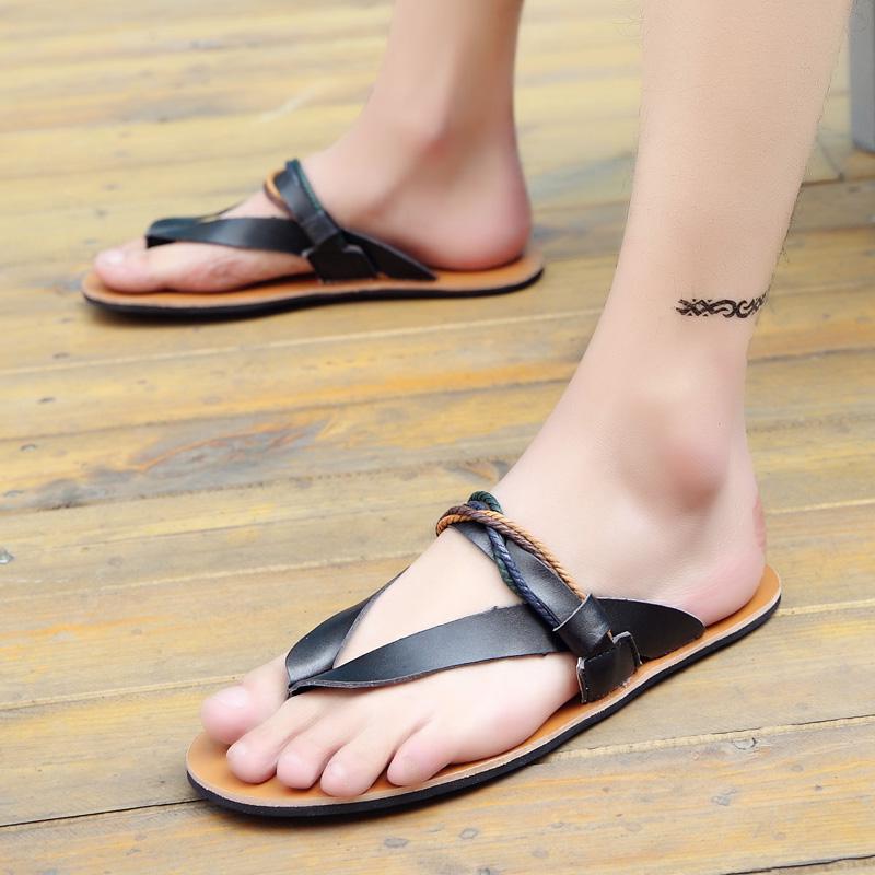 Fashion 2025 Official Website Hot Selling Men's Beach Shoes Flat Comfortable Summer Sandals Trendy New Men's Camping Casual Shoes