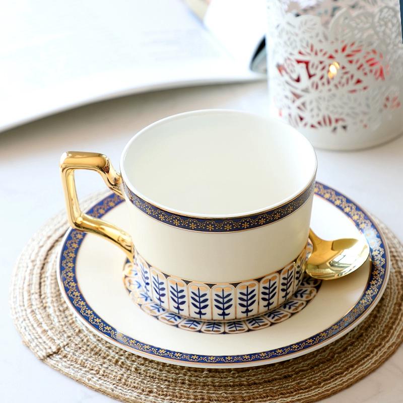 Fine Bone China Coffee Cup and Saucer with Spoon, Light Luxury Exquisite White Porcelain Tea Cup with Gold Trim ,270ml,1 Set