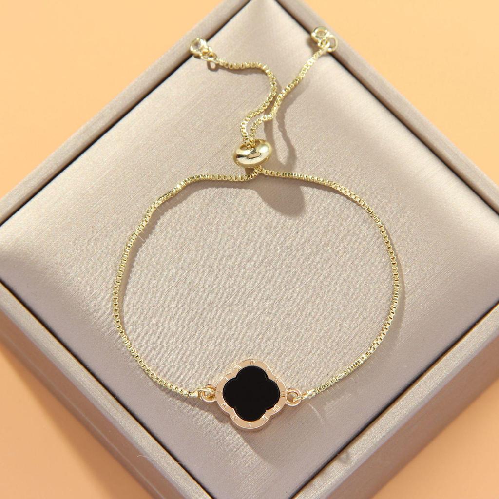 Women's Adjustable Roman Numeral Four-Leaf Clover Bracelet - Fashionable, Simple, Versatile for Tourist Attractions