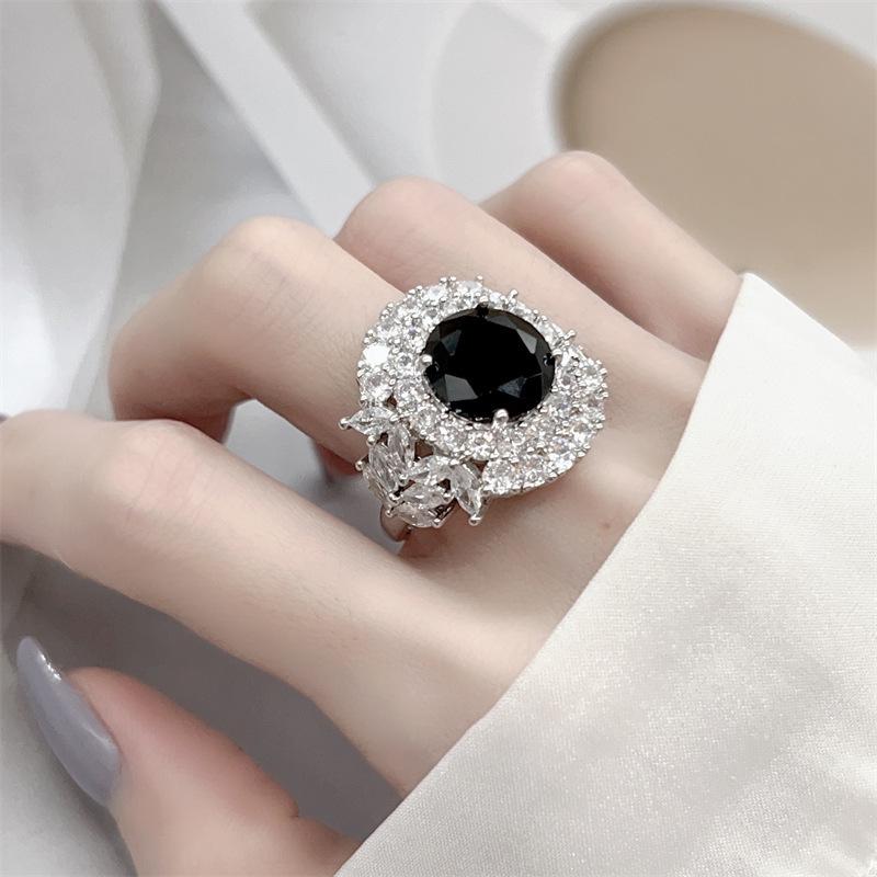 Trendy Retro Black Zircon Gem Ring for Women – Stylish Open Personality Design Adjustable Open Design g114