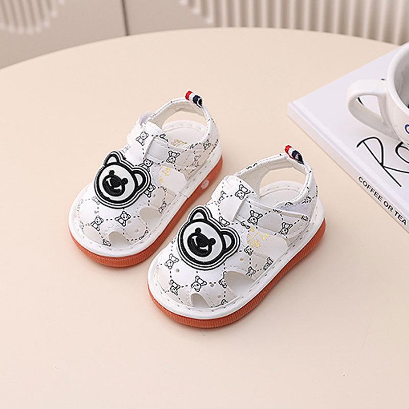 

Boys Baotou Sandals Spring and Summer New Toddler Shoes 0-1 1 2-year-old Infants and Girls Are Called Shoes 20 білий