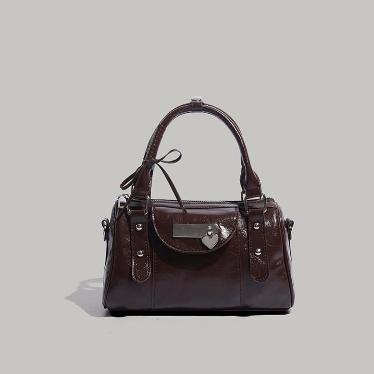 Unique and Stylish Ballet Bowling Bag 2025 Spring/Summer New Model Heart Bow Handbag Single Shoulder Crossbody Bag for Women