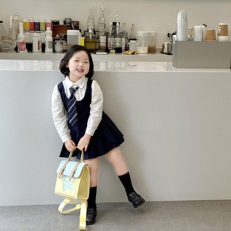 Starry Adorable Transparent Backpack For Boys And Girls Perfect For Use Kindergarten