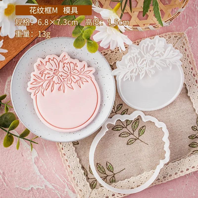 Christmas Fondant Biscuit Mould Xmas English Letter Embossing Stamp Dessert Cake Decoration Acrylic Pastry Cookie Cutter Tools