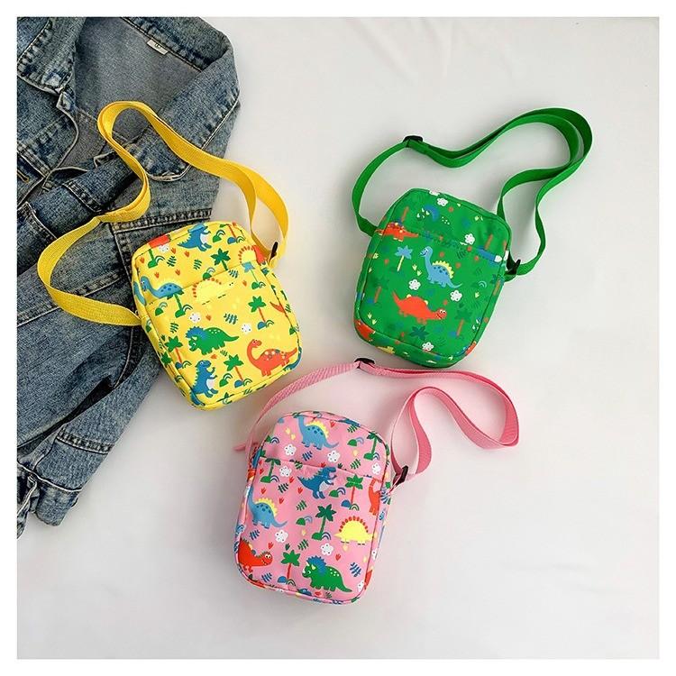 Childrens Dinosaur Cartoon Sling Bag With Zipper Closure For Daily Outings