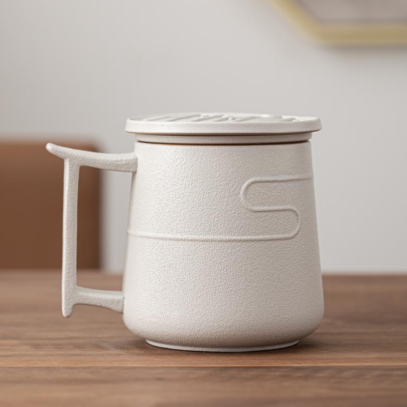 Boutique ceramic tea cup with lid filter household personal gift custom office tea separation drinking cup