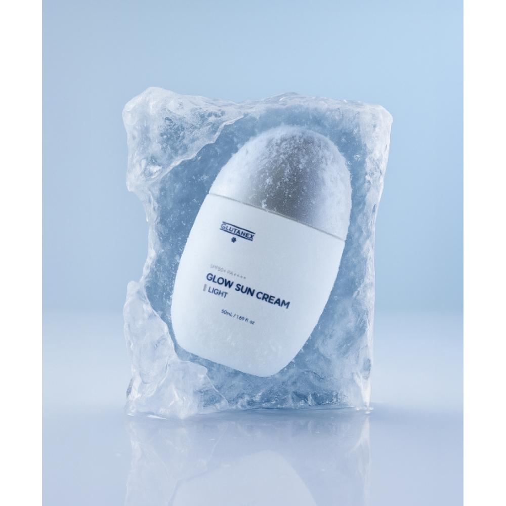 

Glutanex Glow Suncream Light Spf50+ Pa++++ NONE