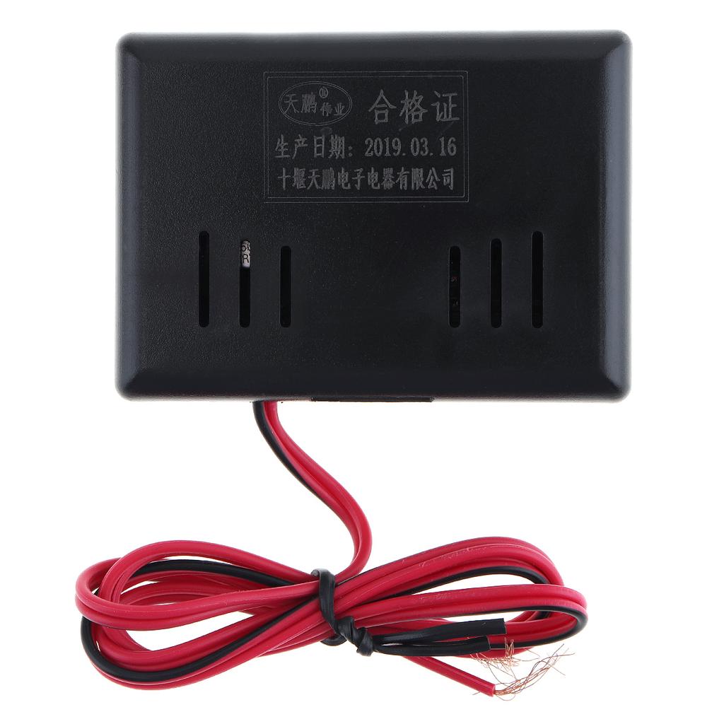 Langlebiges Universelles 12V Digitalanzeige Anti-Vibrations Auto-Voltmeter