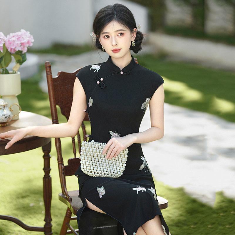 Embroidery black sleeveless national style new Chinese style Suzhou long cheongsam improved young 1011 new women's high sense
