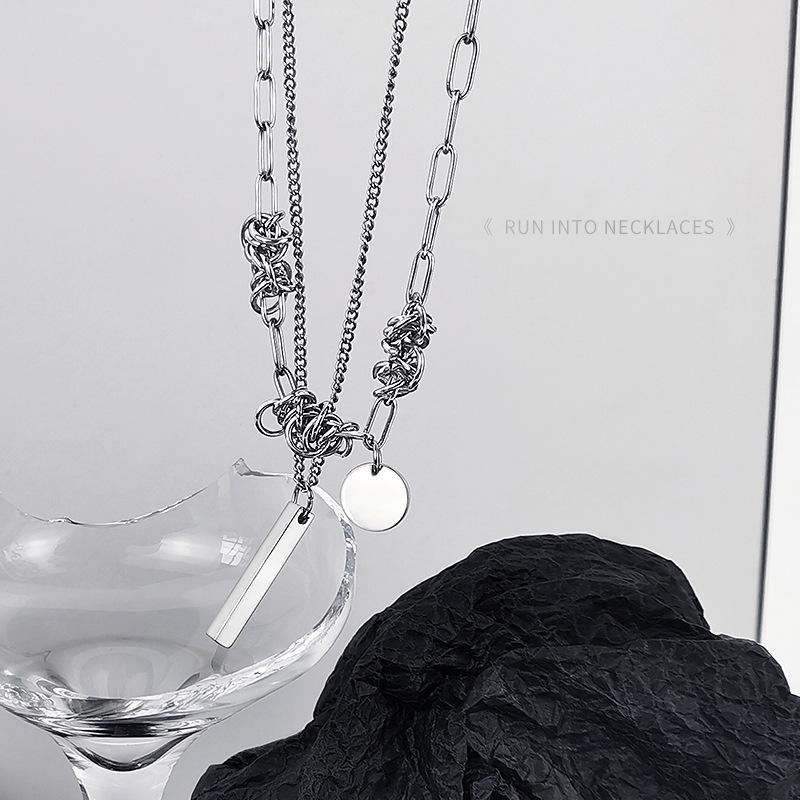 Versatile Retro Korean Hip-Hop Titanium Steel Men's Chain Necklace: Trendy, Cool, Non-Fading Accessory with High-End Style