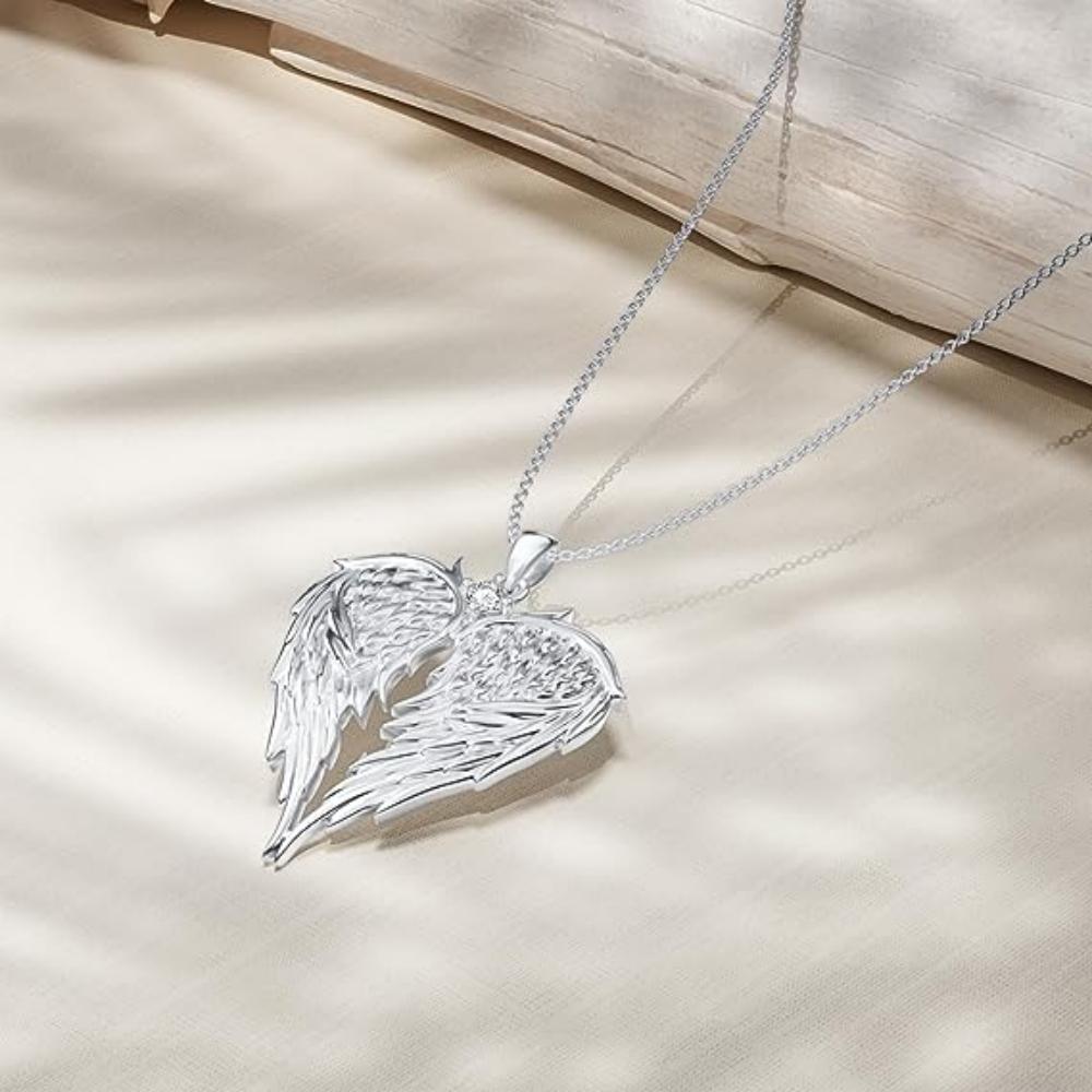 Fashionable and Smart Angel Wings Heart Shape Pendant Necklace Shining Rhinestone Decoration Children's New Trendy Necklace 2023