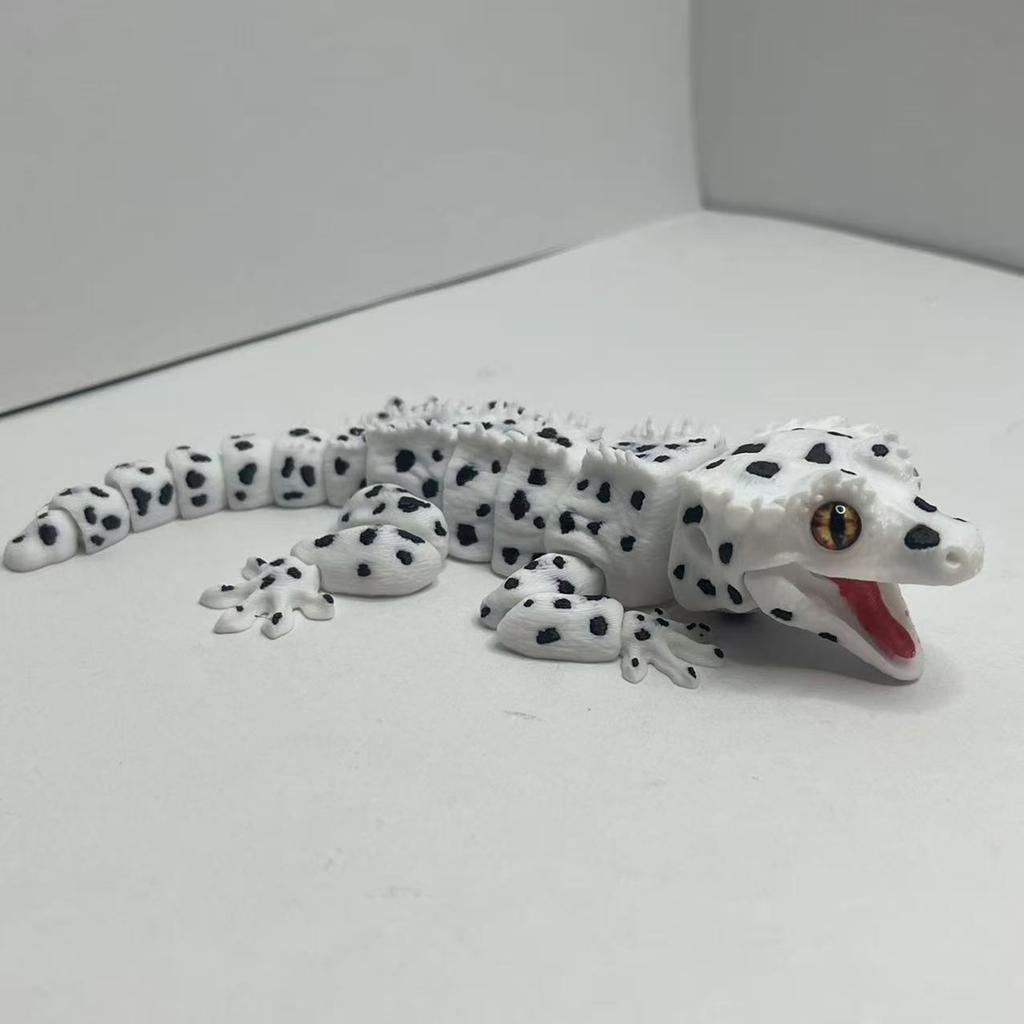 Set of 4 3D Printed Gecko Lizard Magnets with Articulated Joints for Refrigerator Decoration and Functional Use