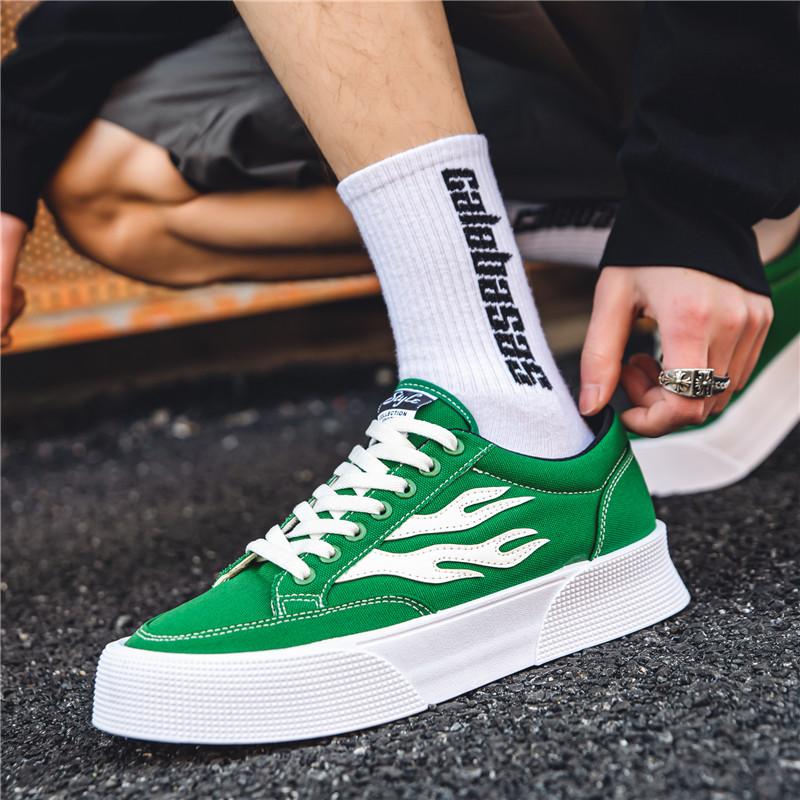 Fashion Green Men Canvas Shoes Classic Breathable Canvas Sneakers Men Casual Shoes Street Hip Hop Platform Vulcanized Shoes Men