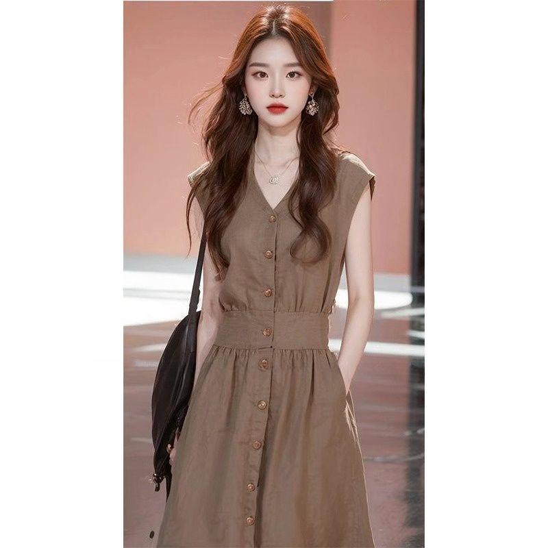 

Elegant Sleeveless V-Neck Slimming Dress for Women - 2026 Summer Chic Date Dress 3XL (140-160 lbs) кофейный