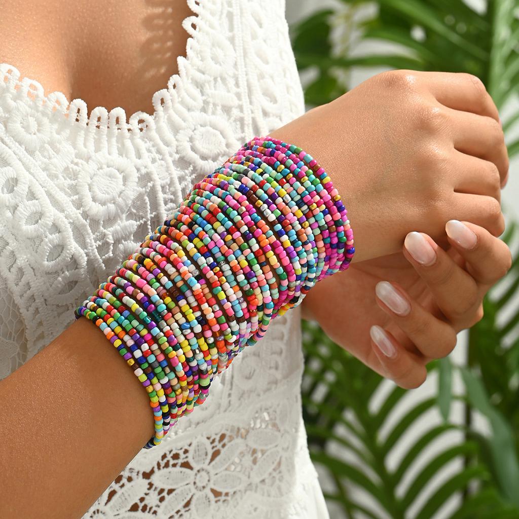 Geometric design women's multi-layer bracelet, versatile style string, colored rice beads, high-end bracelet, jewelry.