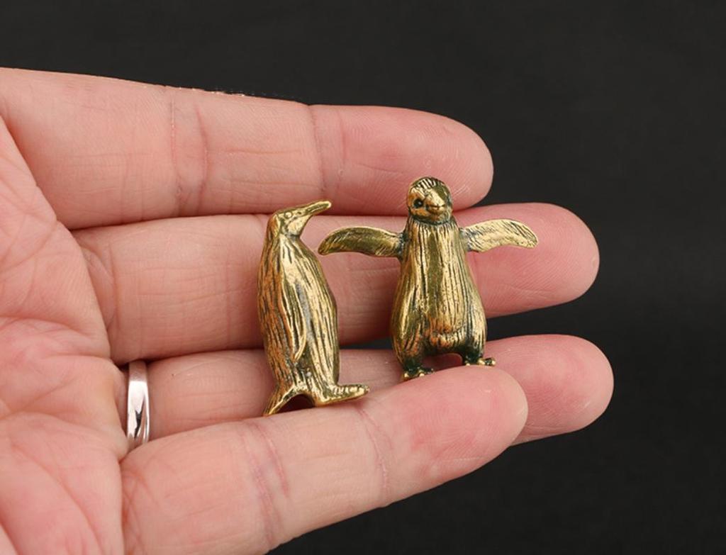 Solid Brass Antarctic Penguin Small Statue Miniature Figurine Office Desk Ornament Tea Pet Paperweight Vintage Decoration Crafts