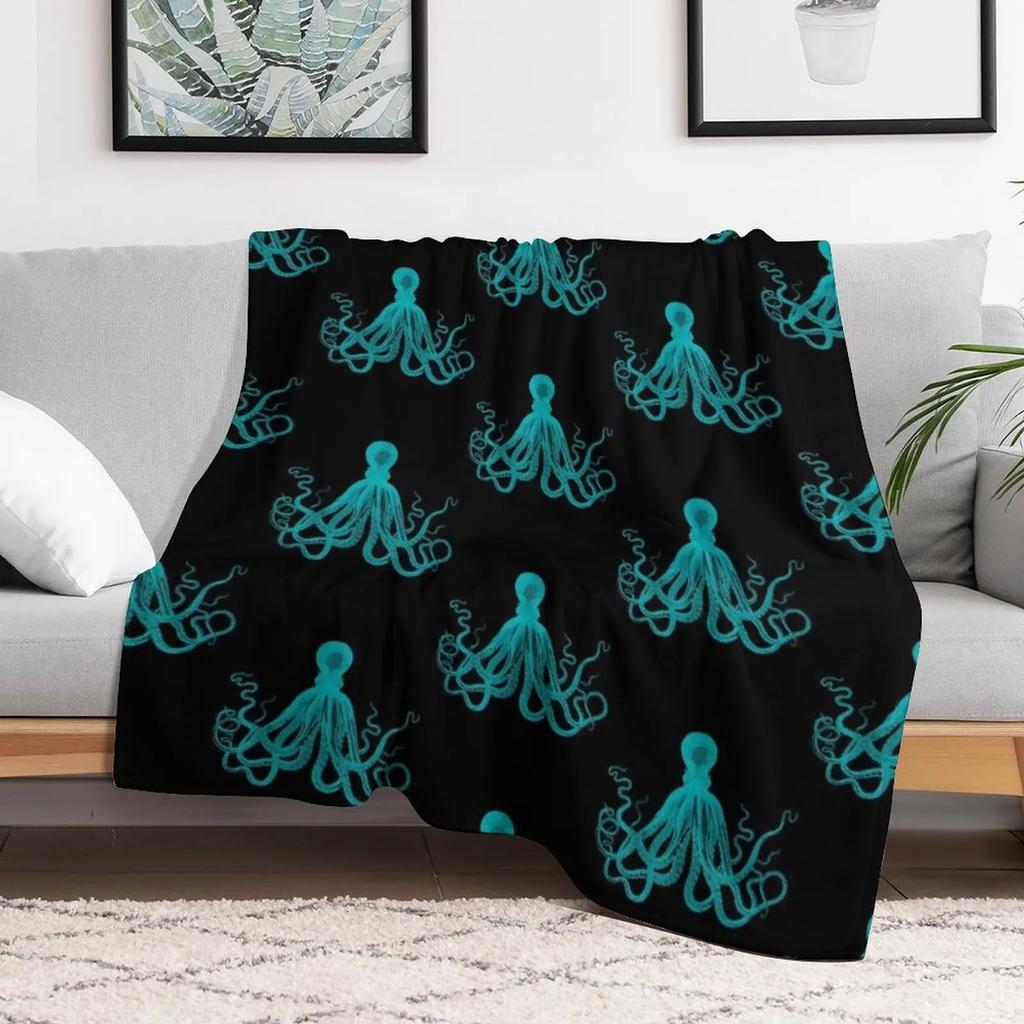 Giant Octopus Graphic Throw Blanket Anti Shedding Soft Fuzzy Blanket for Home