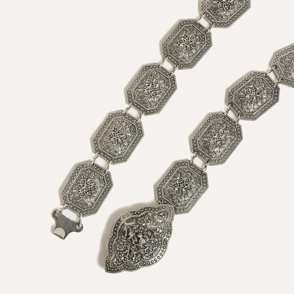 New Retro Women's Geometric Heavy Industry Engraving Ethnic Style Flowers Fashionable Metal Waist Chain