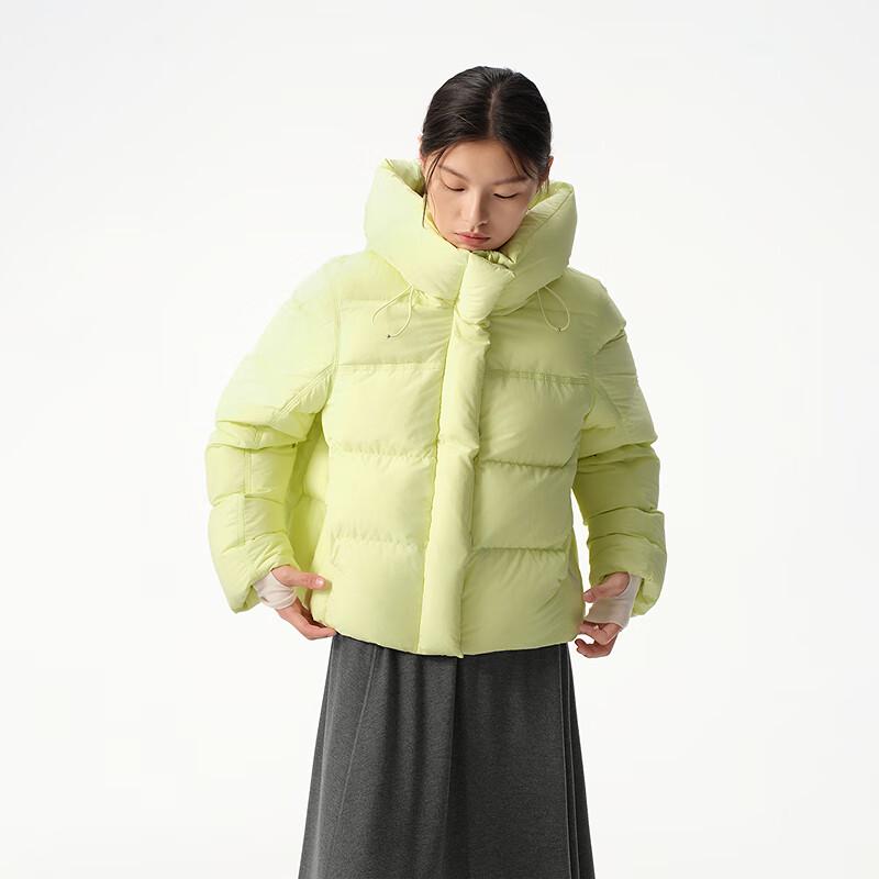 broadcast Women's Commuter Hooded Short Down Jacket