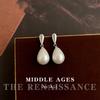 Light Water Drop Pearl Earrings French Retro Court Style Stud Earrings Temperament Earrings