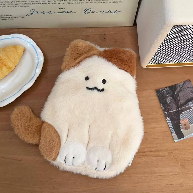 2025 Nový ohřívač břicha Silný plyšový ohřívač rukou Roztomilý kreslený ohřívač na horkou vodu Teplý sáček na vodu Vícebarevný volitelný