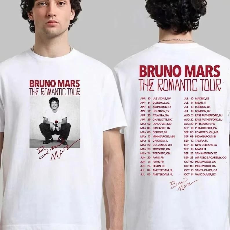 Romantic Concert Graphic T-Shirt With 2026 World Tour Dates XL