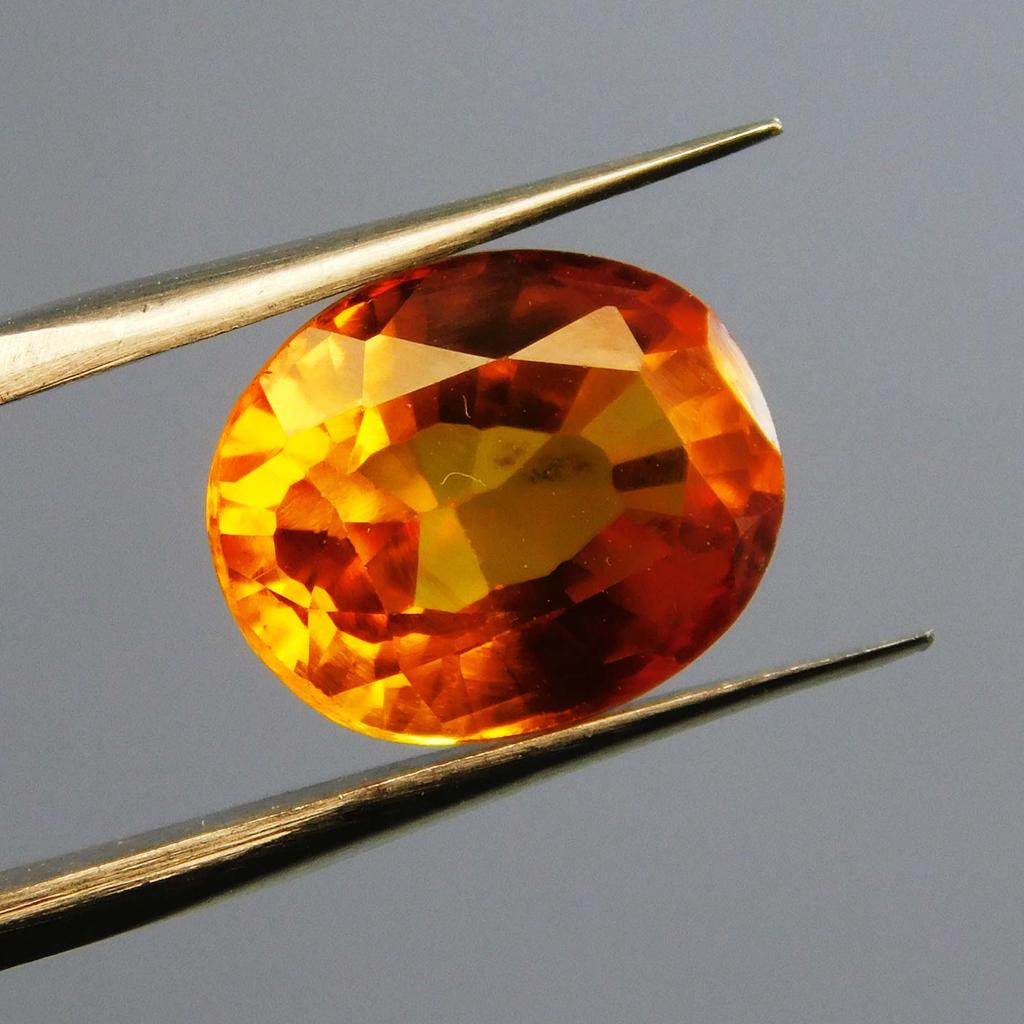 CERTIFIED 7.3 Ct Oval Sparkling Sri Lanka Natural Fire Orange Sapphire Gemstone A-4122