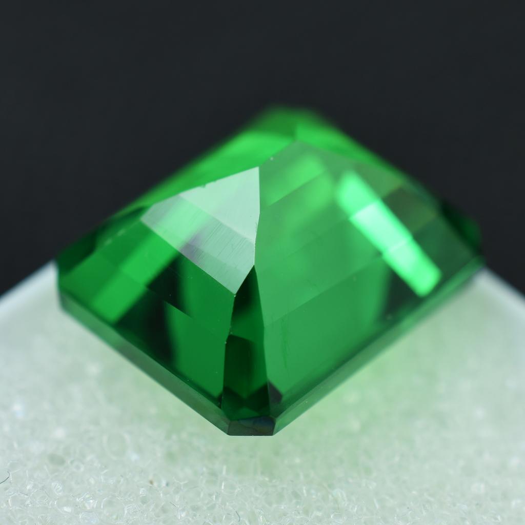 Natural Tsavorite Garnet Emerald Cut Green 8 To 10 Ct Certified Loose Gemstone