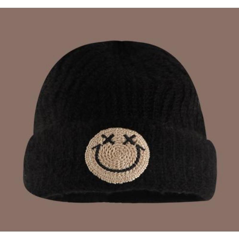 Women's Autumn and Winter Ins Fashion and Versatile Face Showing Small Knitted Big Head Circumference Warm Smiling Face Cold Hat