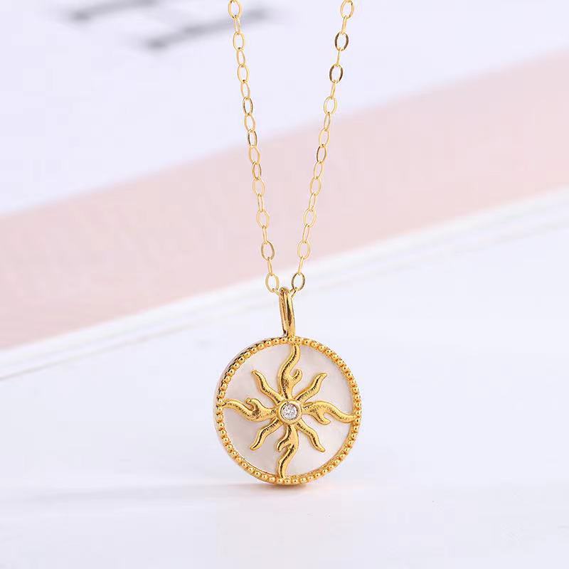 18k Gold Pendant Sunflower Single Pendant Au750 Color Gold Simple Necklace