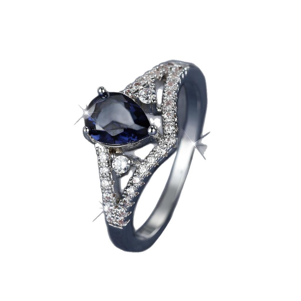 Vintage court-style pear-shaped blue diamond ring Light luxury, vintage-style, layered, hollowed-out, and diamond-studded women's ring