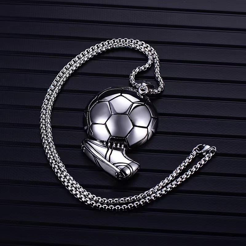 Mode Européenne et Américaine Coupe du Monde Football Rétro Produits de Football pour Hommes Pendentif Collier Homme