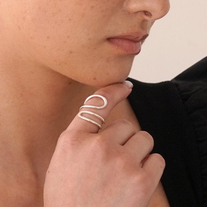 STILL INSTANT Curve Motion - Ring 06