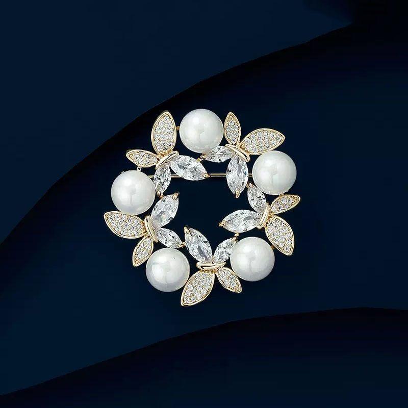 

Butterfly Garland European and American Fashion Clothing Accessories Pearl