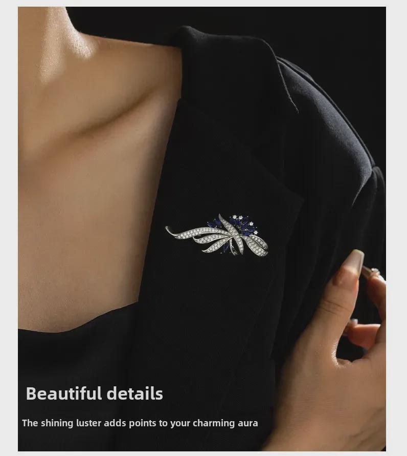 Luxurious Zircon Flower Bow Brooch: Stylish & Versatile Pin