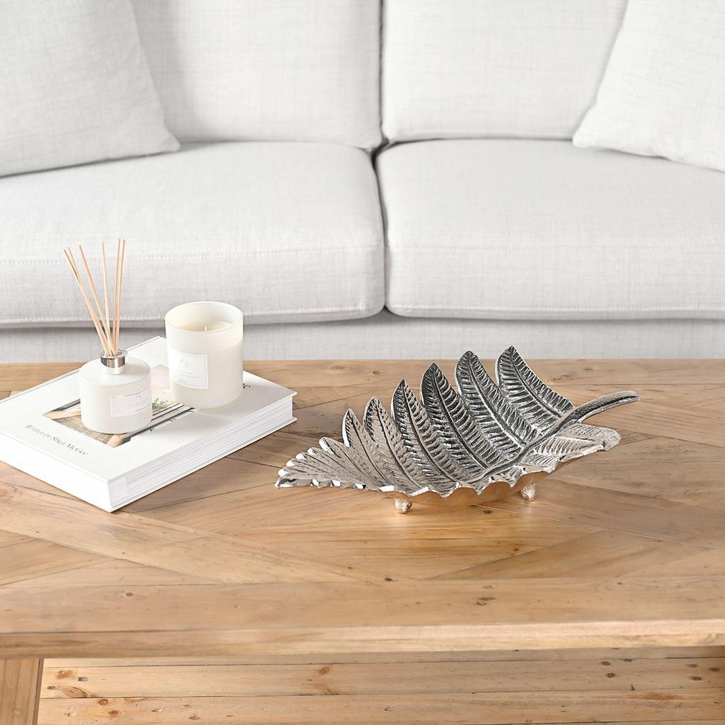 Hestia Large Metal Leaf Dish 45cm *(10/8)*