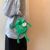 Single-shoulder Knitted Mobile Phone Bag - A Niche Design with A Chain Strap for Cross-body Carrying.