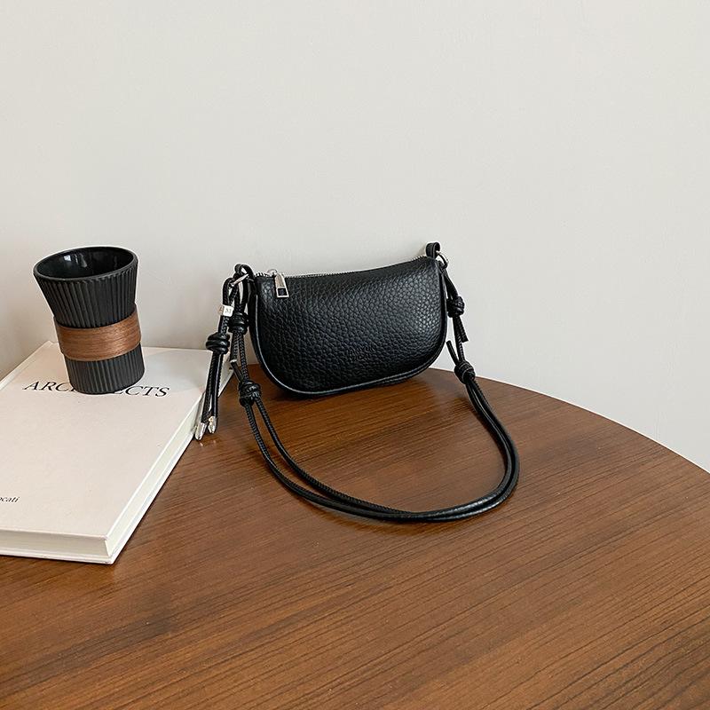 

Летняя новая модная наплечная сумка-мессенджер однотонная красивая повседневная легкая маленькая квадратная сумка женская сумка