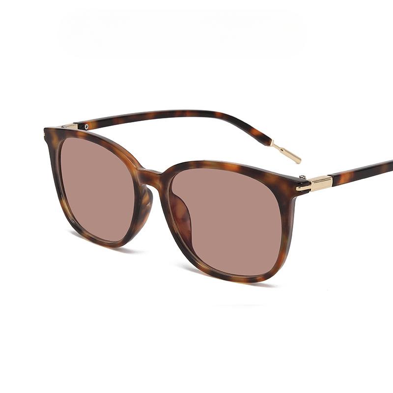 Nuevas gafas de sol de moda para mujer, gafas de sol correctoras lisas con caja grande, visera solar de calle para exteriores de alto sentido.