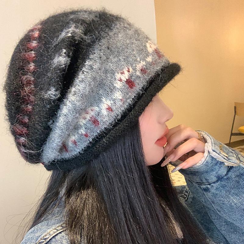 1pc Fair Island Wind Curled Edge Stacked Hat for Women's Autumn and Winter Retro Lazy Style,Warm Ear Protection Baotou Hat