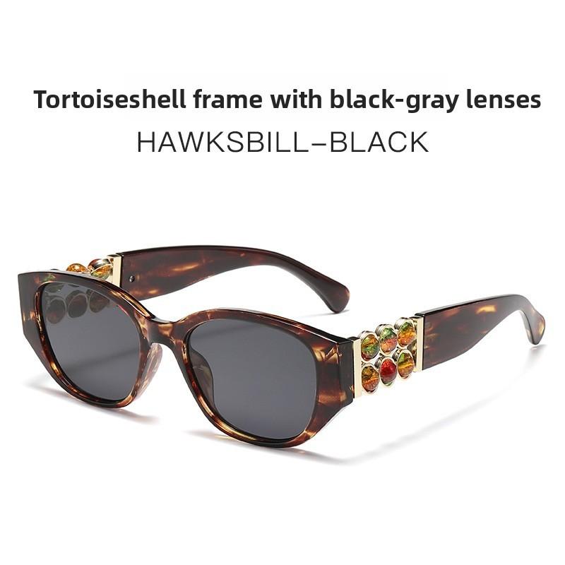Womens Stylish Sun Glasses With Pc Lenses Uv400 And Versatile Fashion Design For Travel And Outings